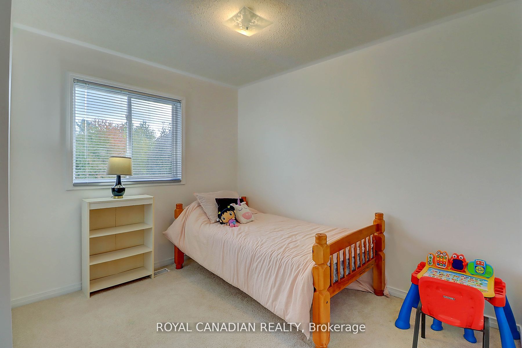 57 Richfield Sq