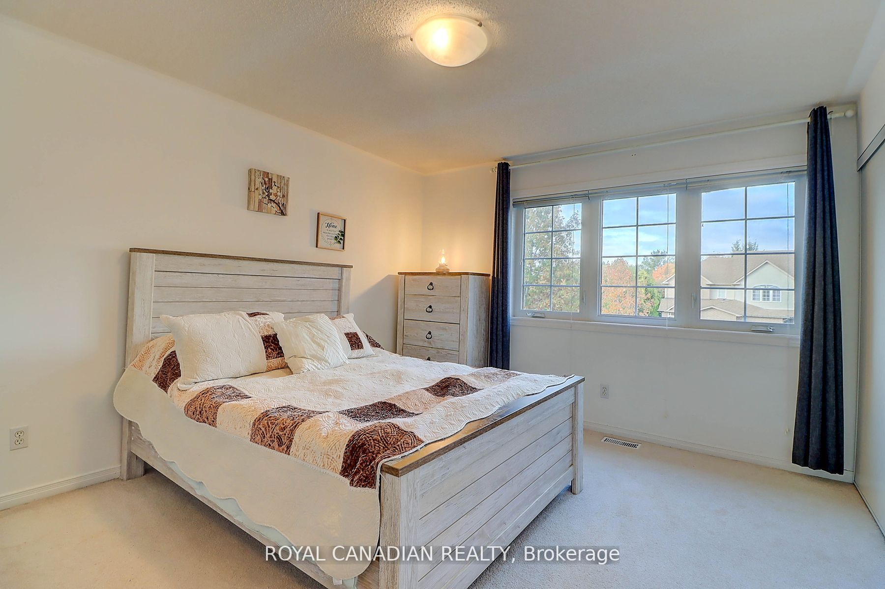 57 Richfield Sq