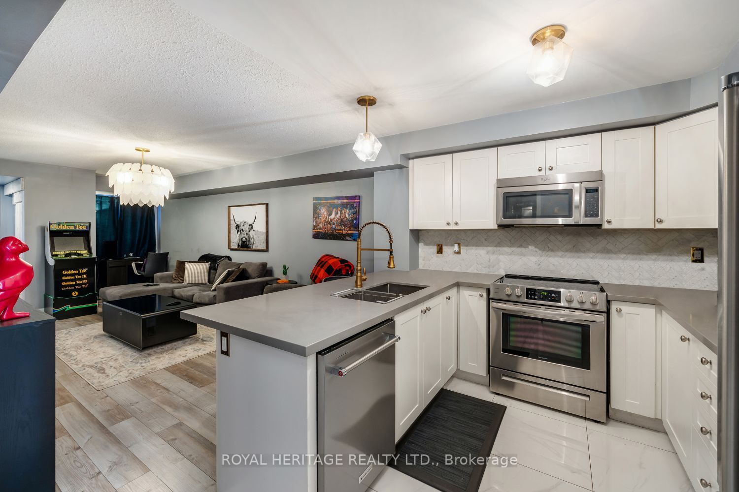 68 Abela Lane, #8