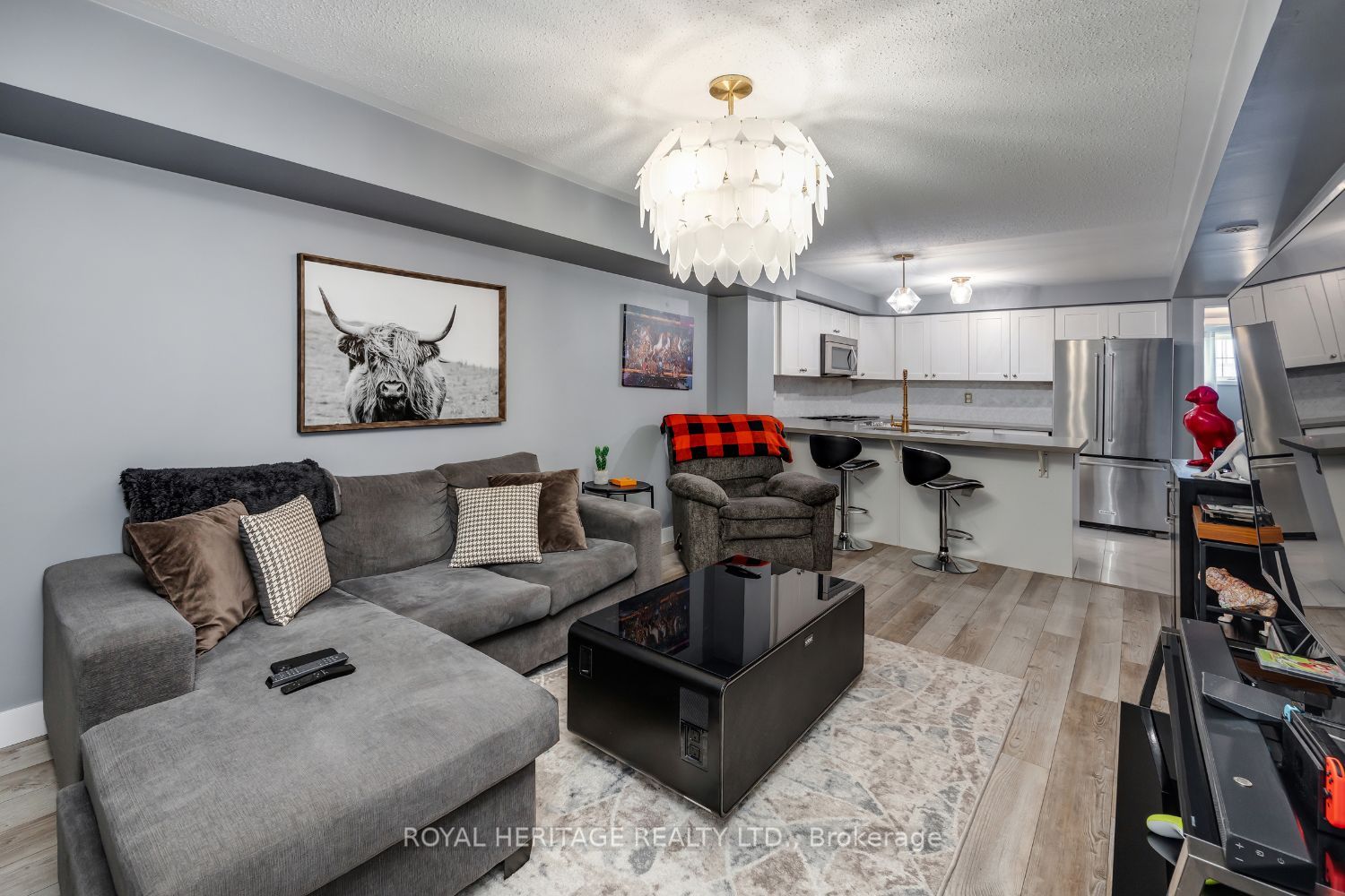 68 Abela Lane, #8