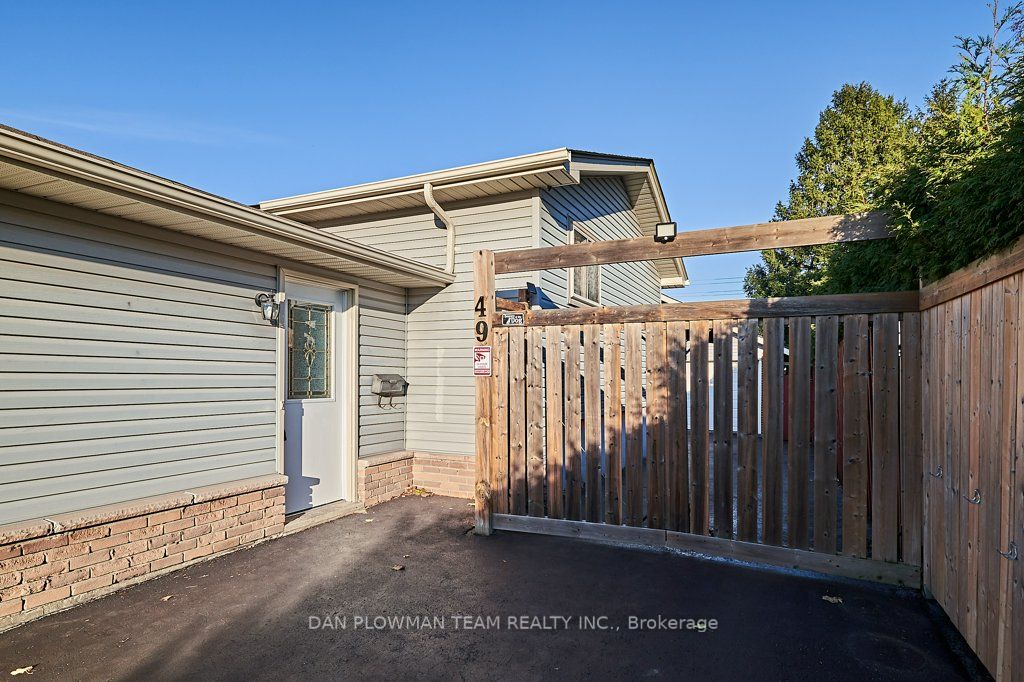 49 Taylor Rd