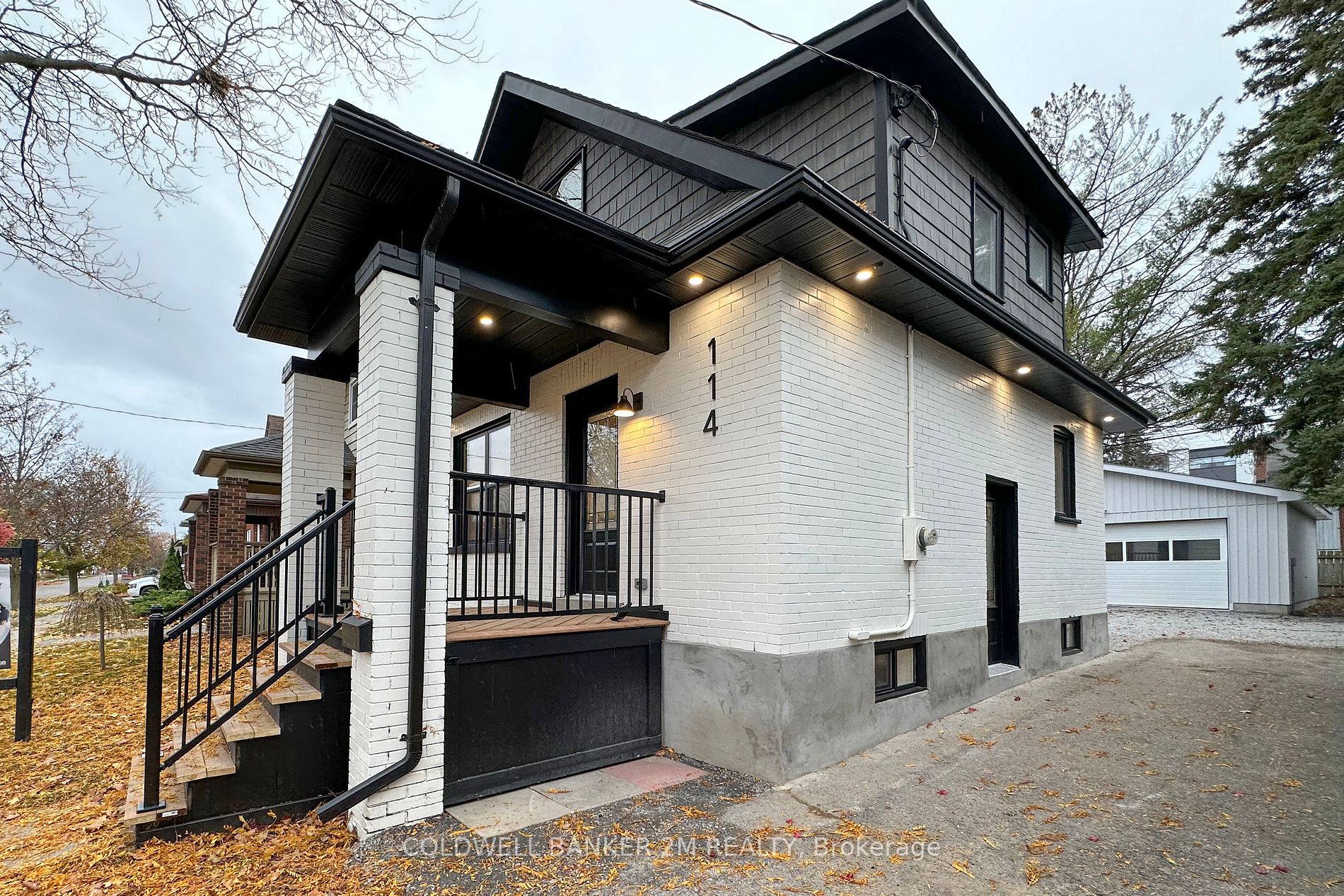 114 Warren Ave