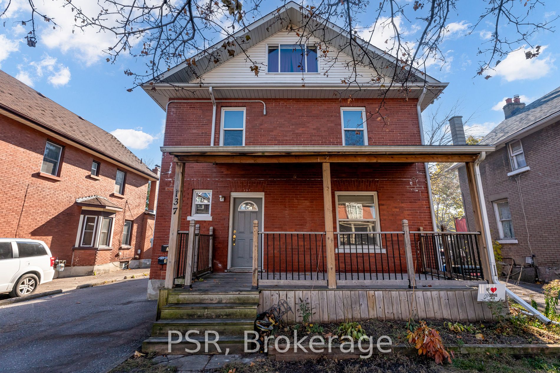 137 Elgin St E