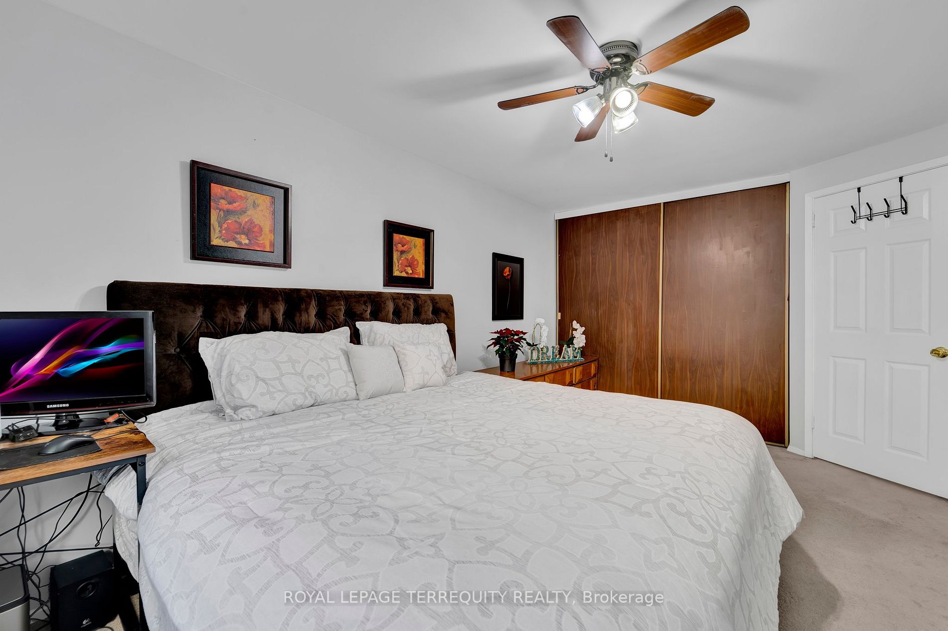 33 Taunton Rd E, #23