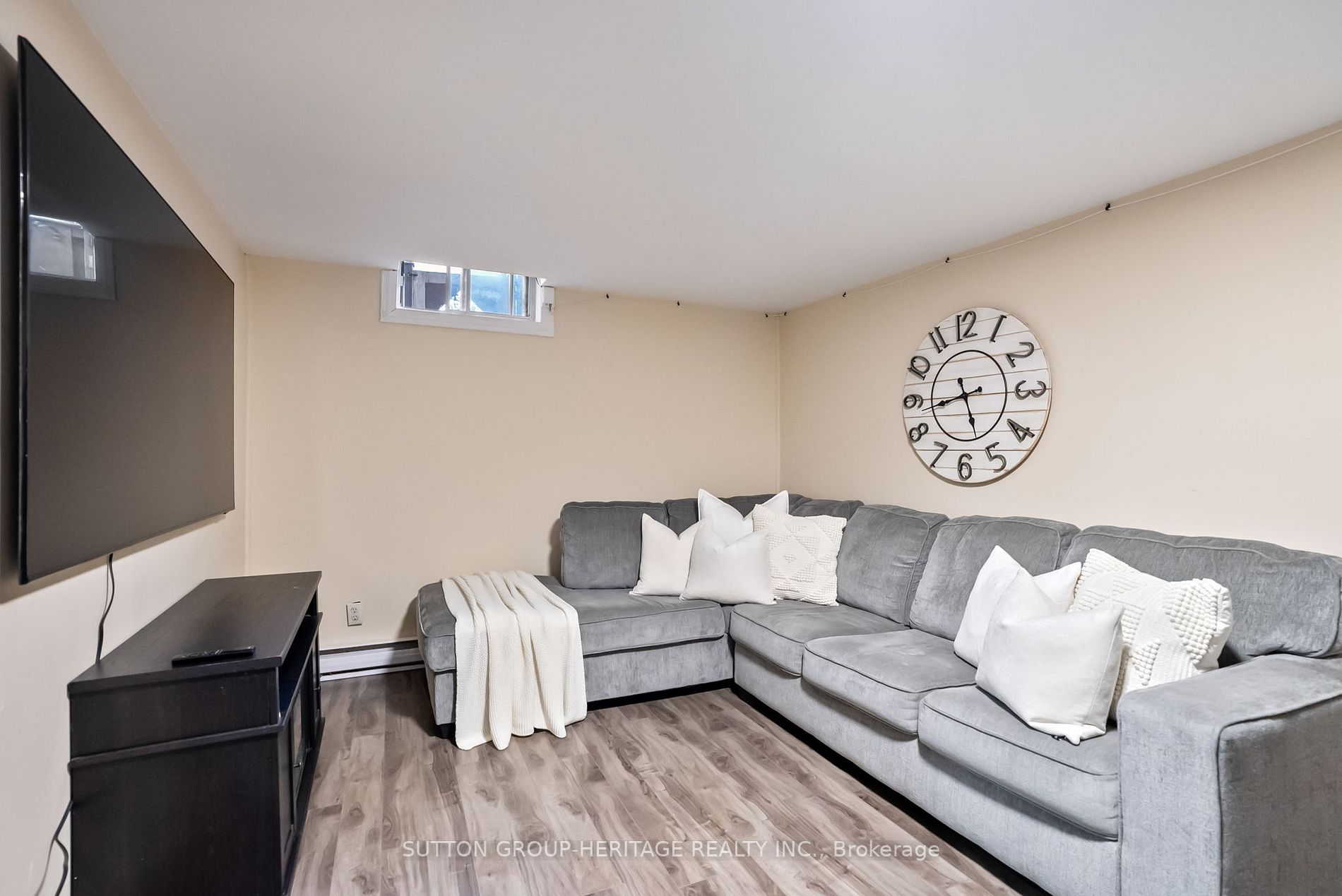1100 Oxford St, #2