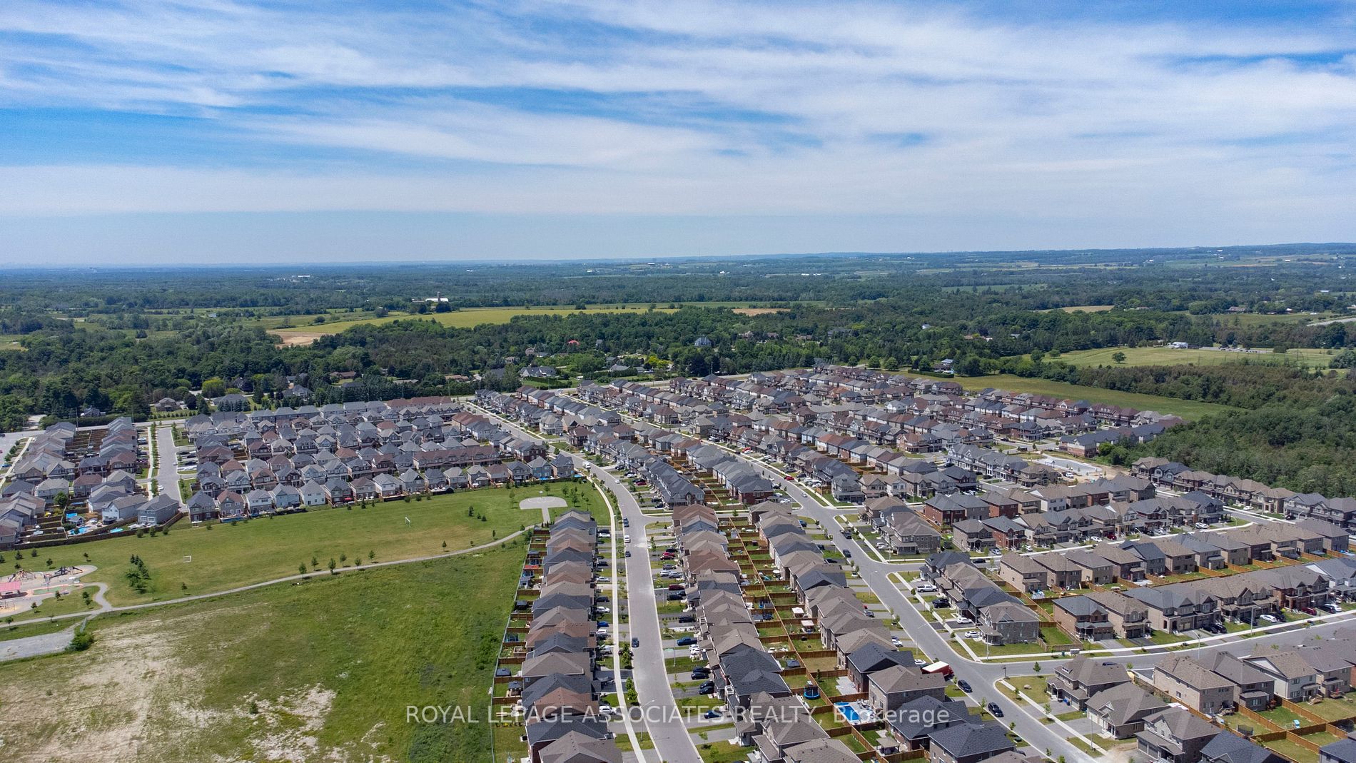 66 Moses Cres