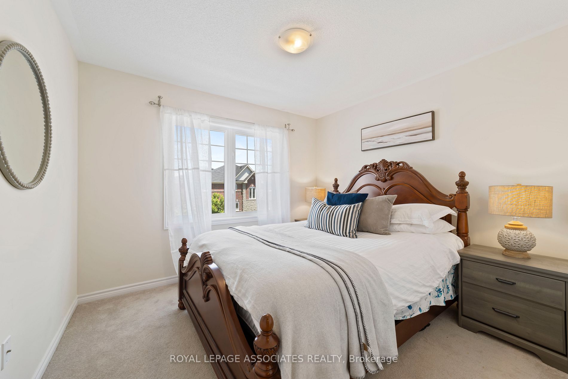 66 Moses Cres