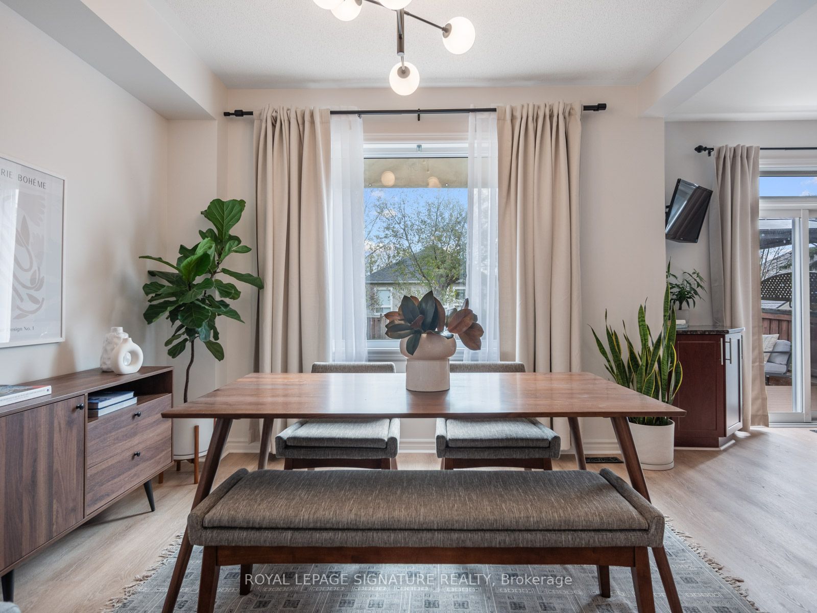 5 Charest Pl