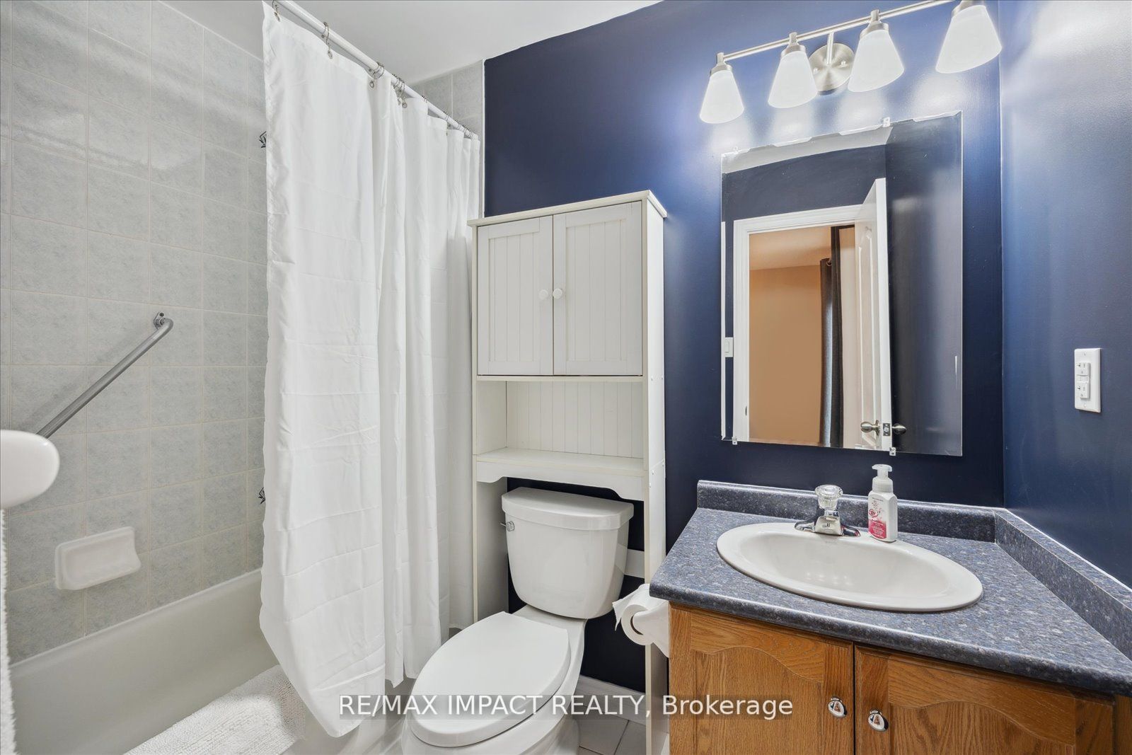 35 Harmer Dr