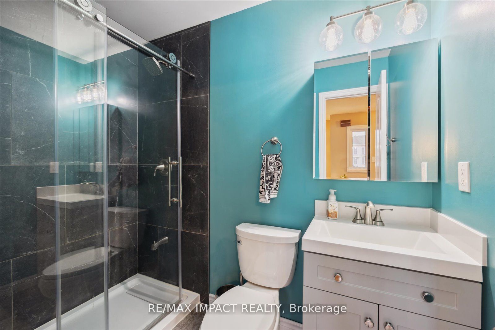 35 Harmer Dr