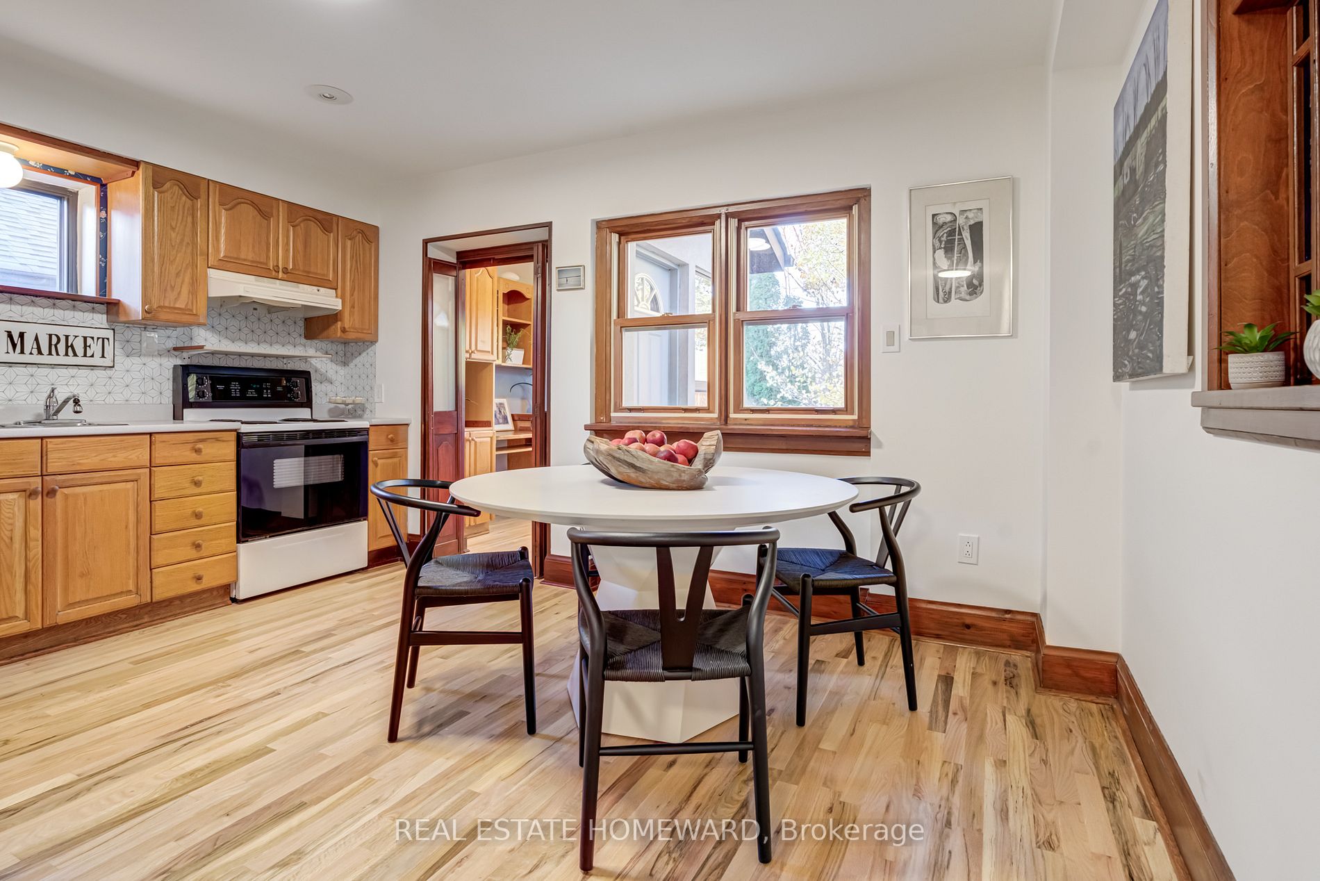 38 Goodwood Pk Cres