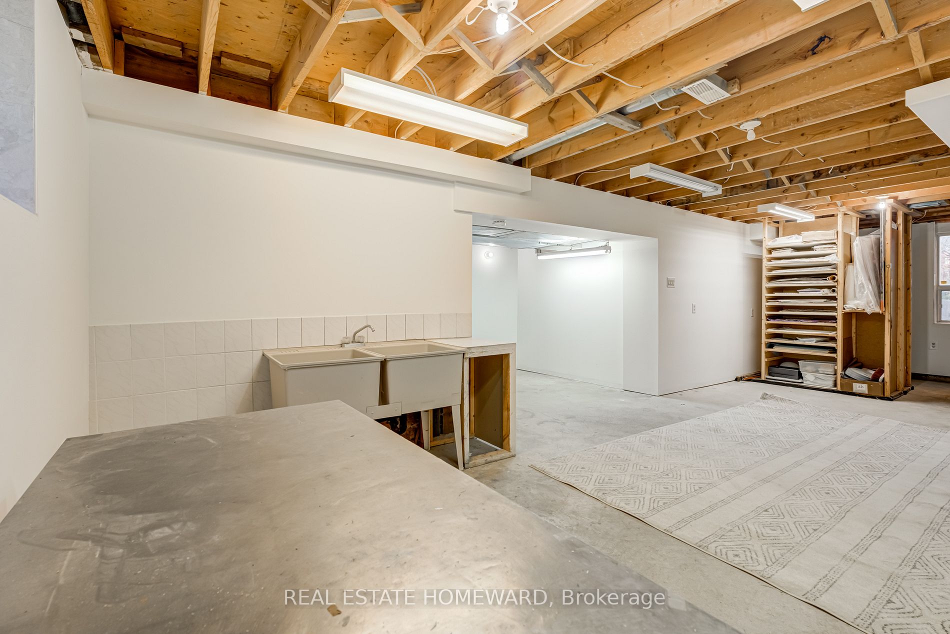 38 Goodwood Pk Cres
