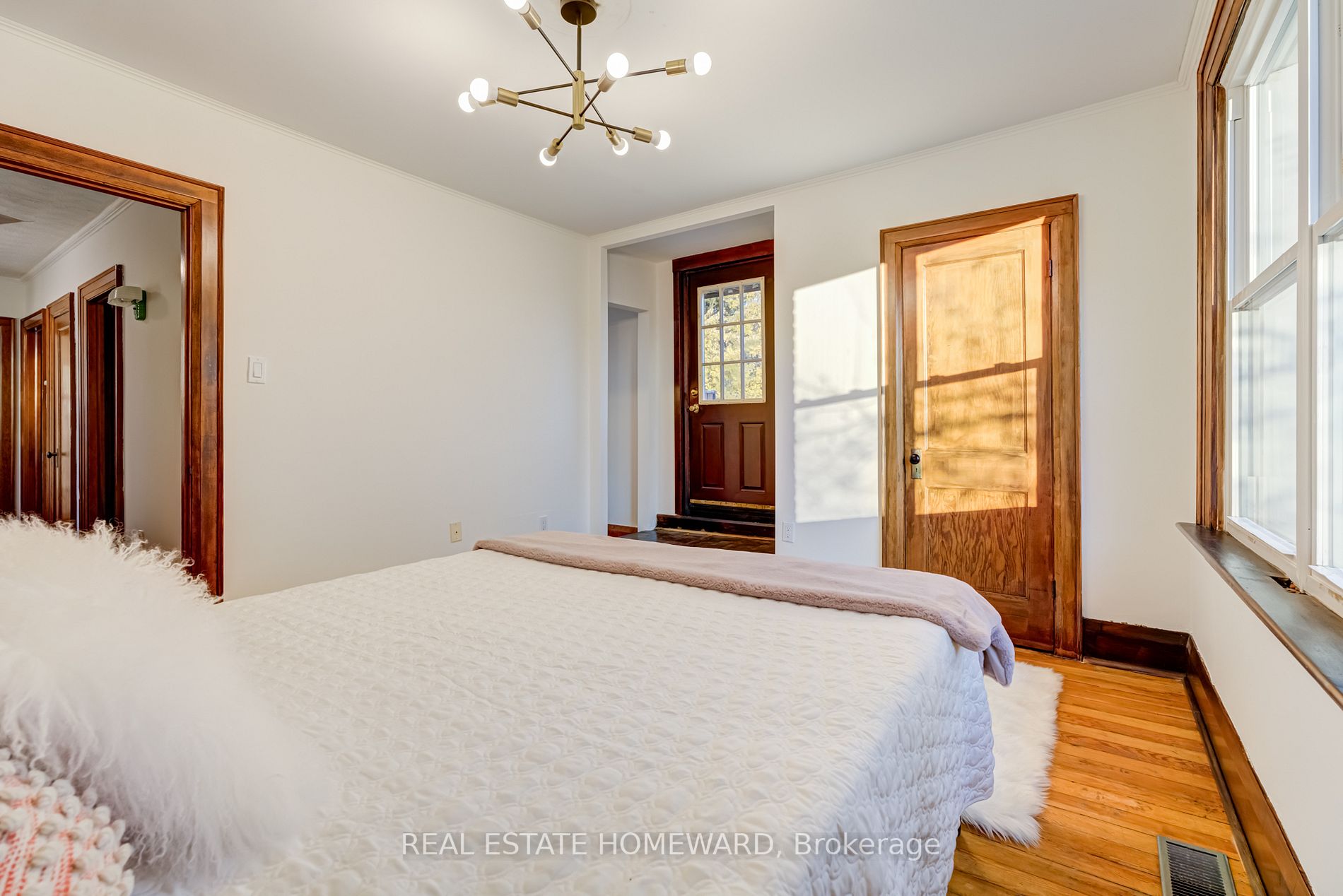 38 Goodwood Pk Cres