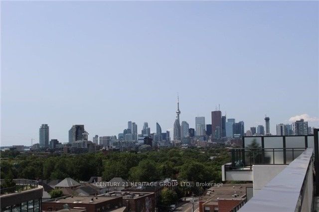 1190 Dundas St E, #1114