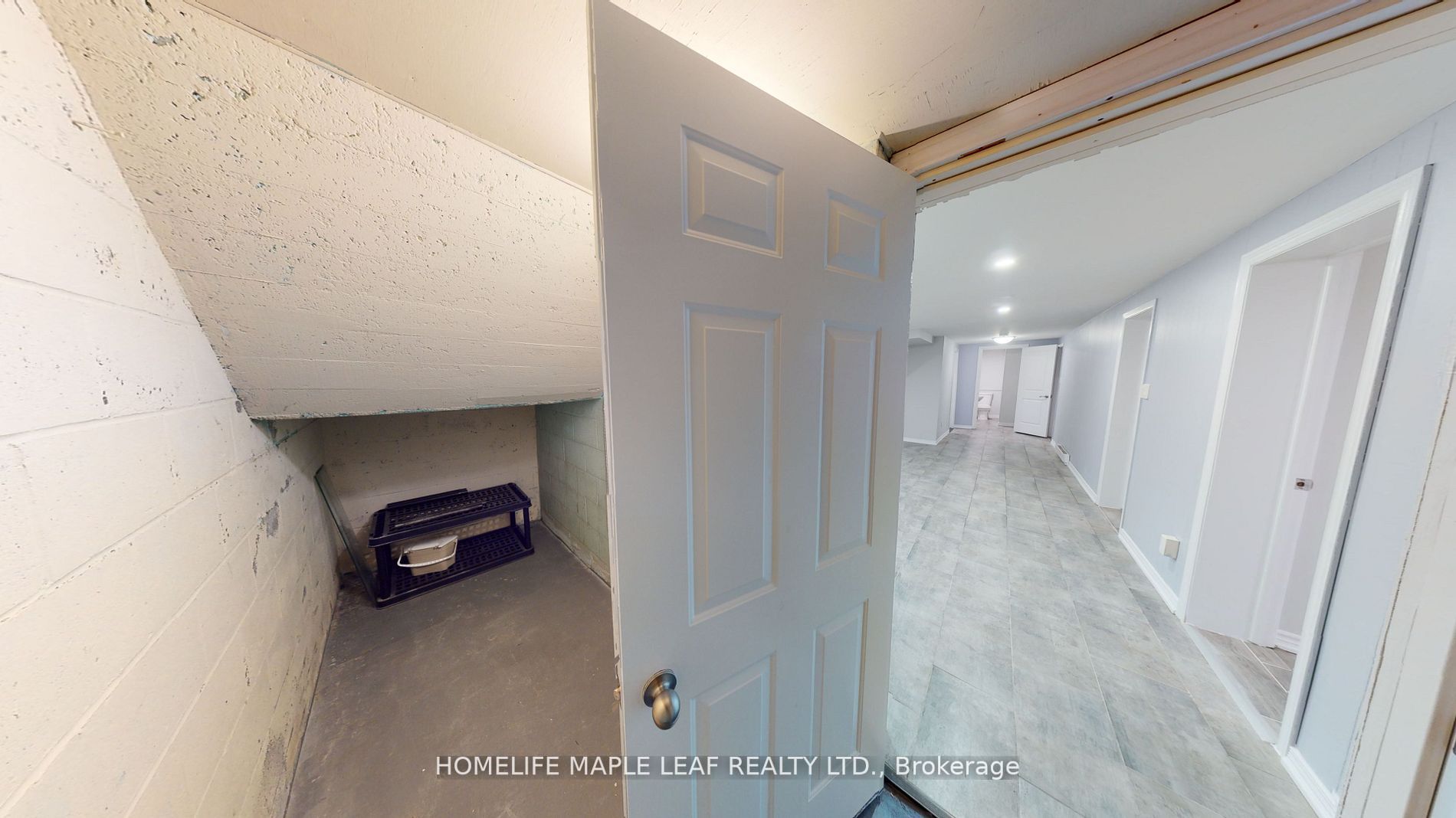598 Montgomery St, #B