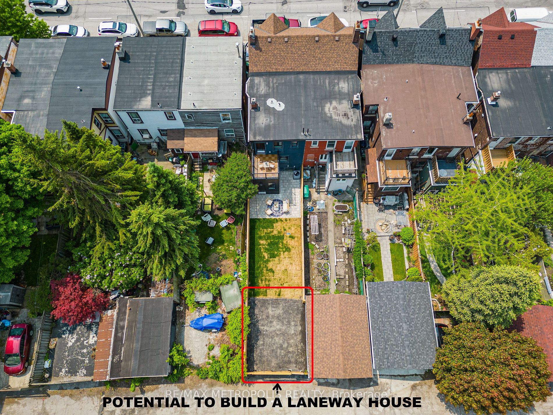 149 Carlaw Ave