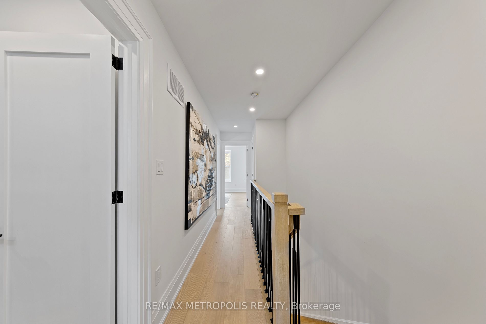 149 Carlaw Ave