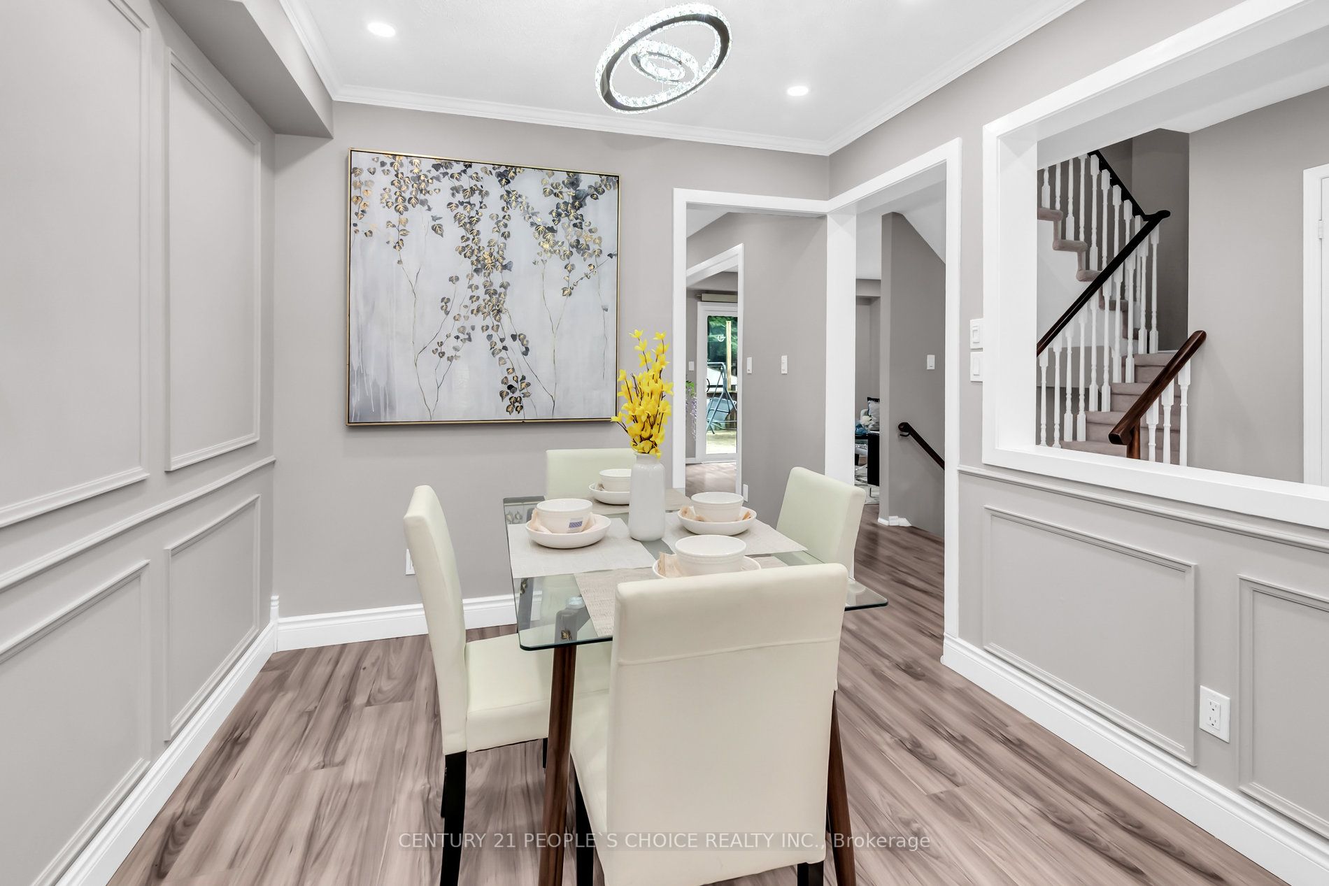 769 Attersley Dr