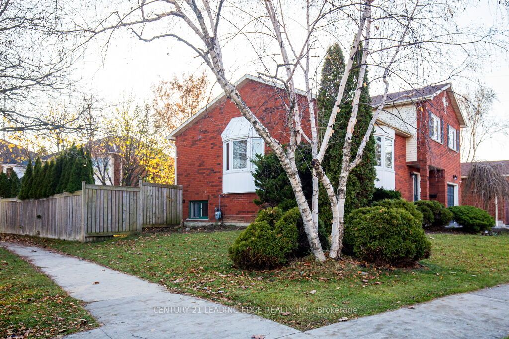 95 William Stephenson Dr