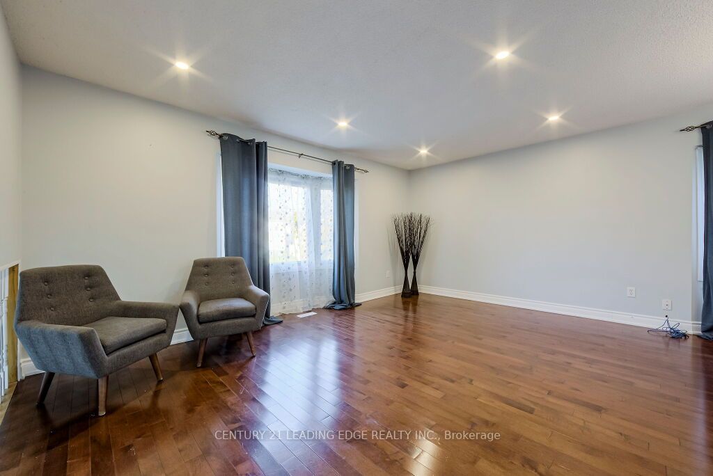 95 William Stephenson Dr