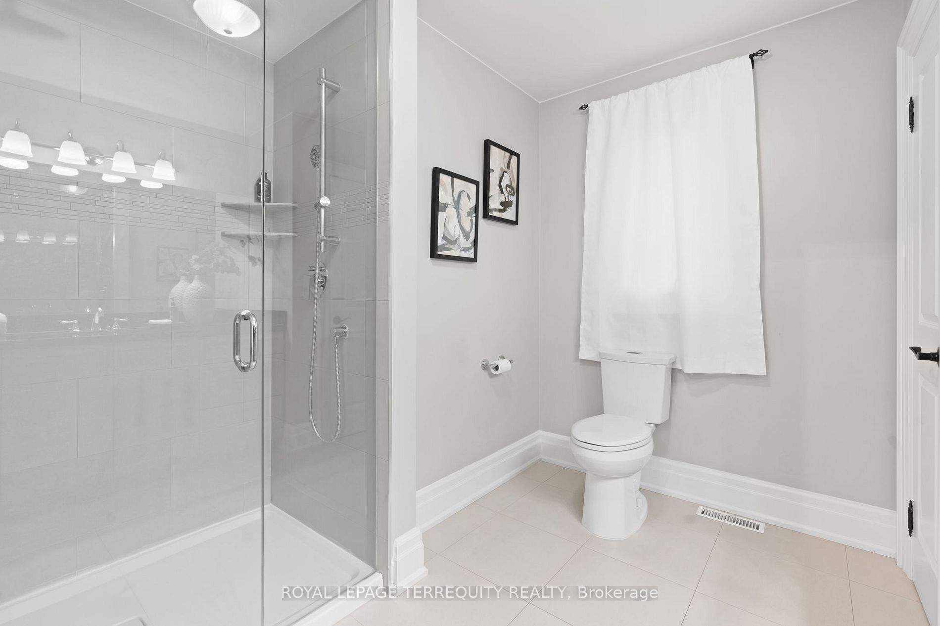 12 Dagwell Cres