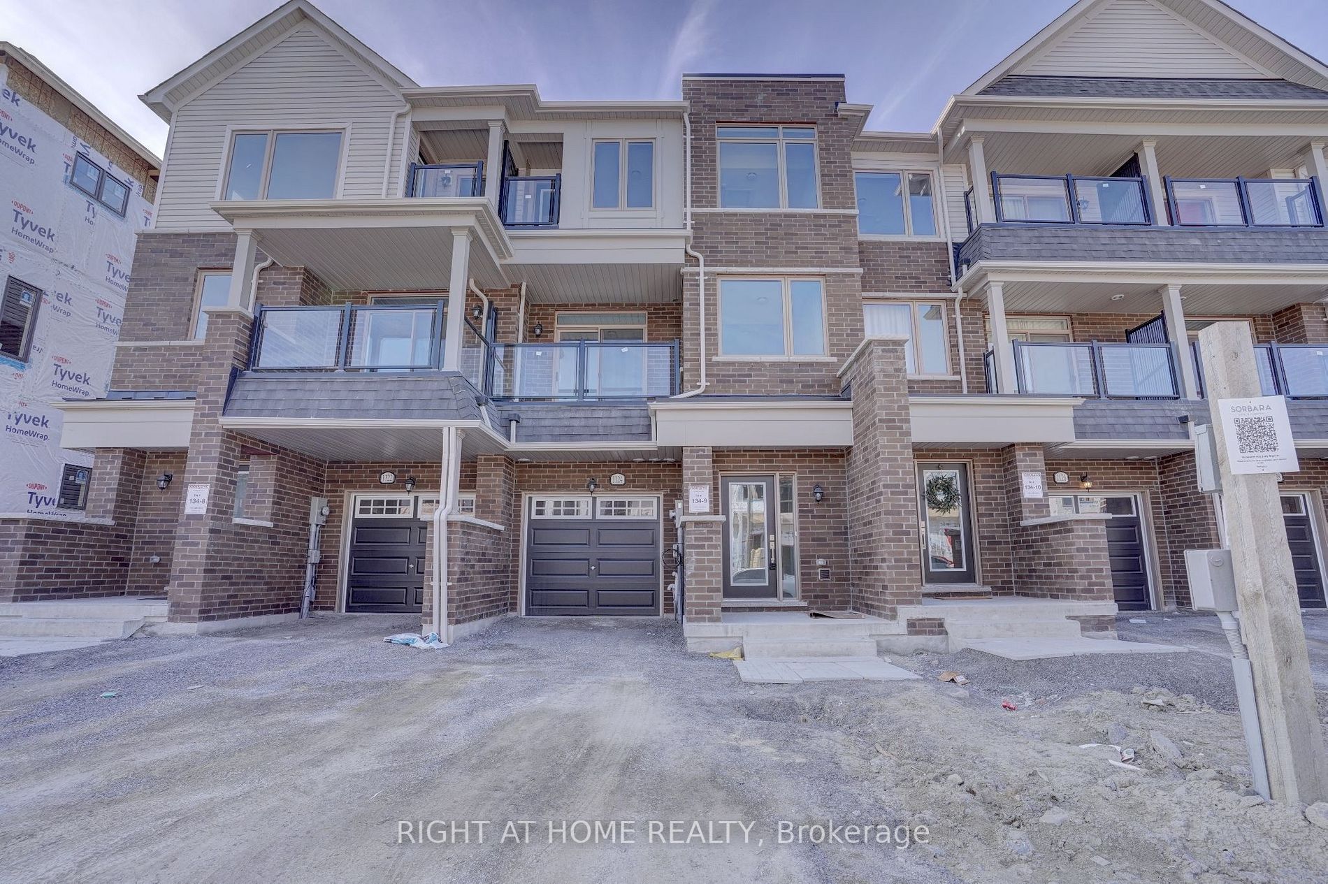 1124 Lockie Dr