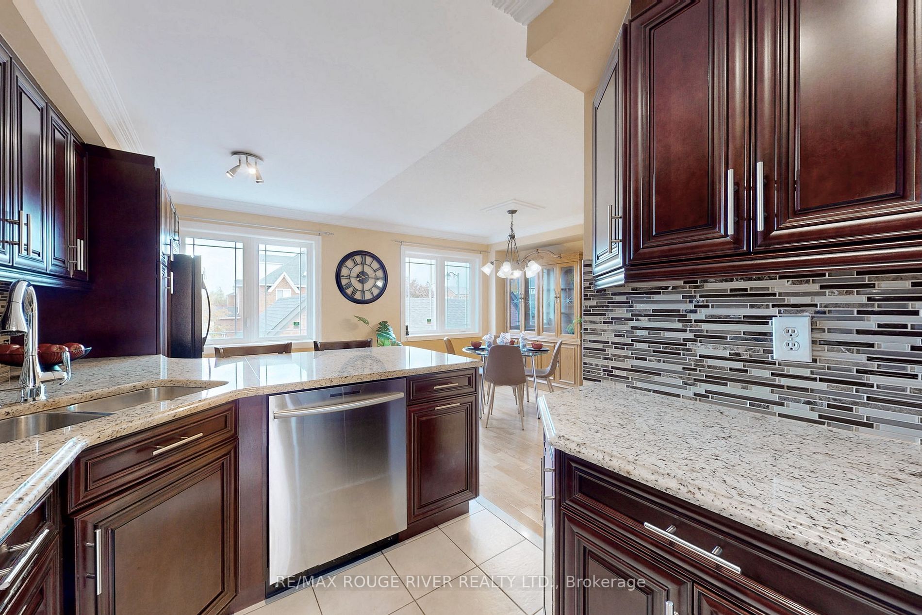 65 Port Union Rd
