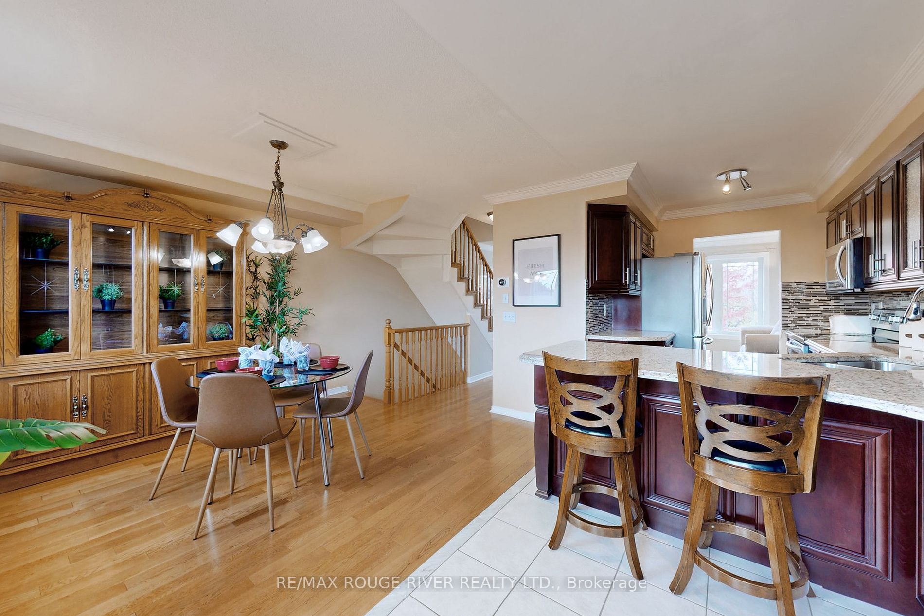 65 Port Union Rd