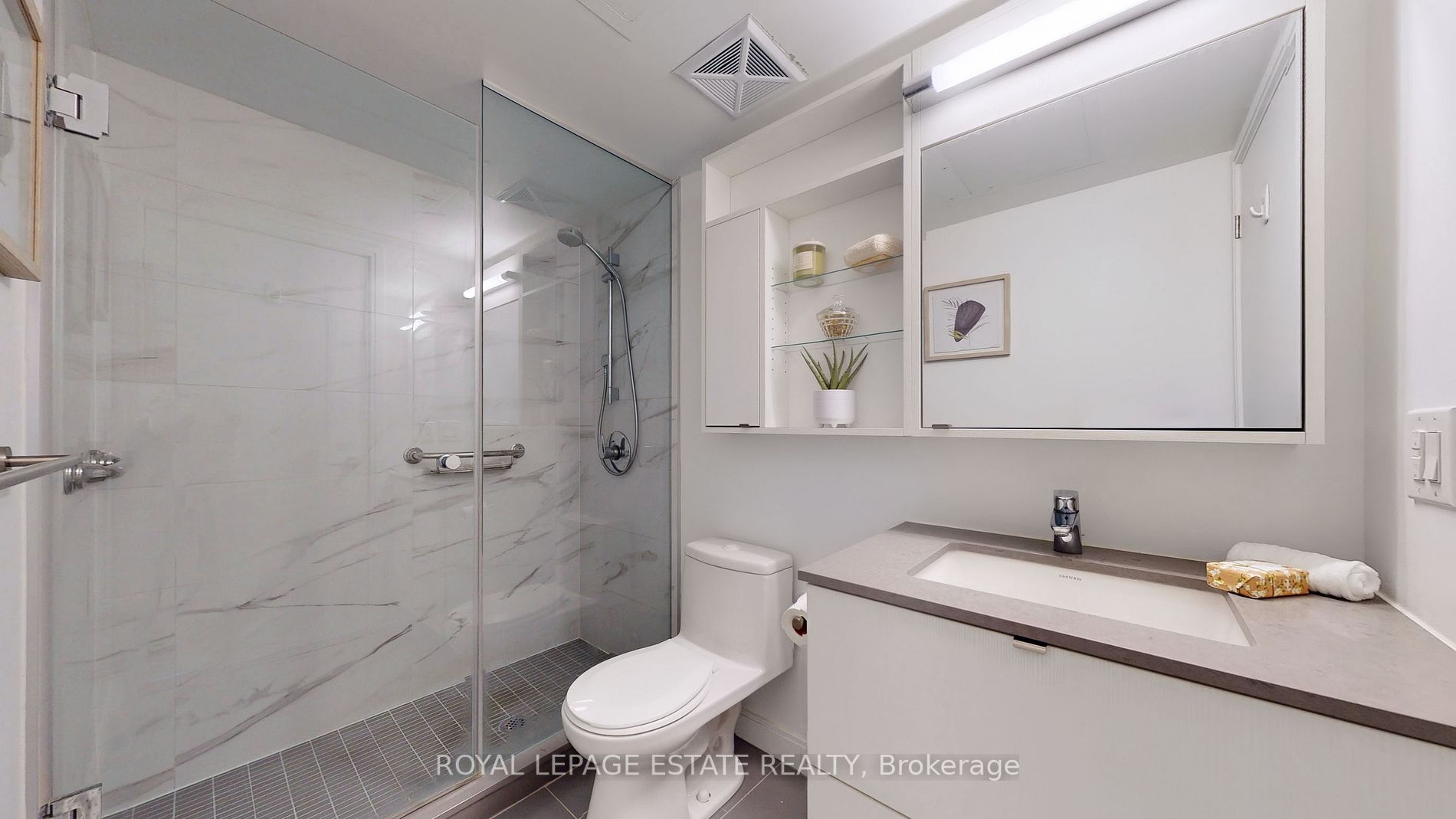 1100 Kingston Rd, #213