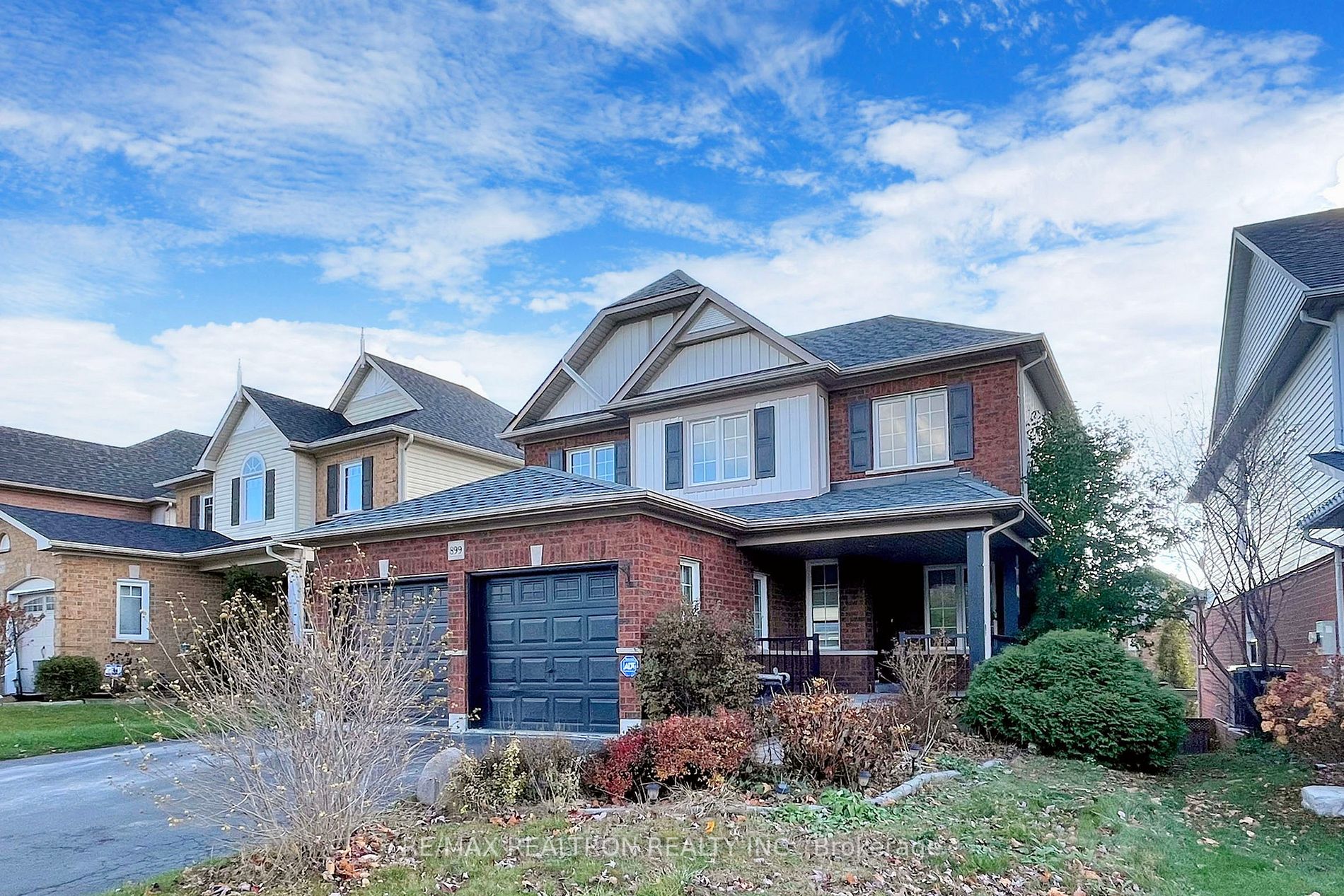 899 Coldstream Dr