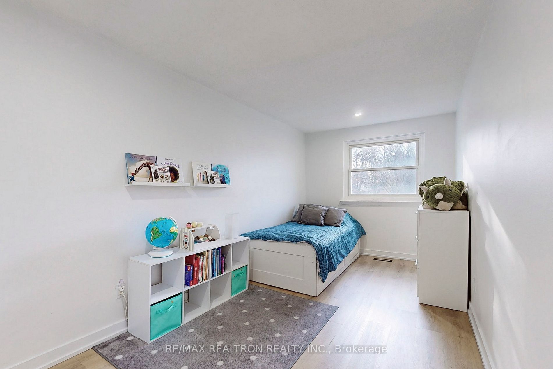109 Ormond Dr