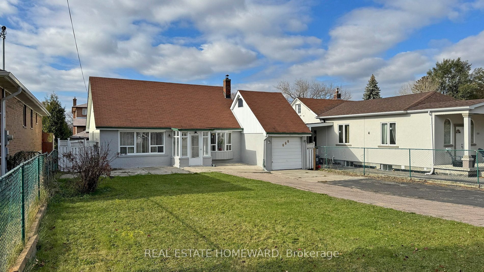 888 Kennedy Road