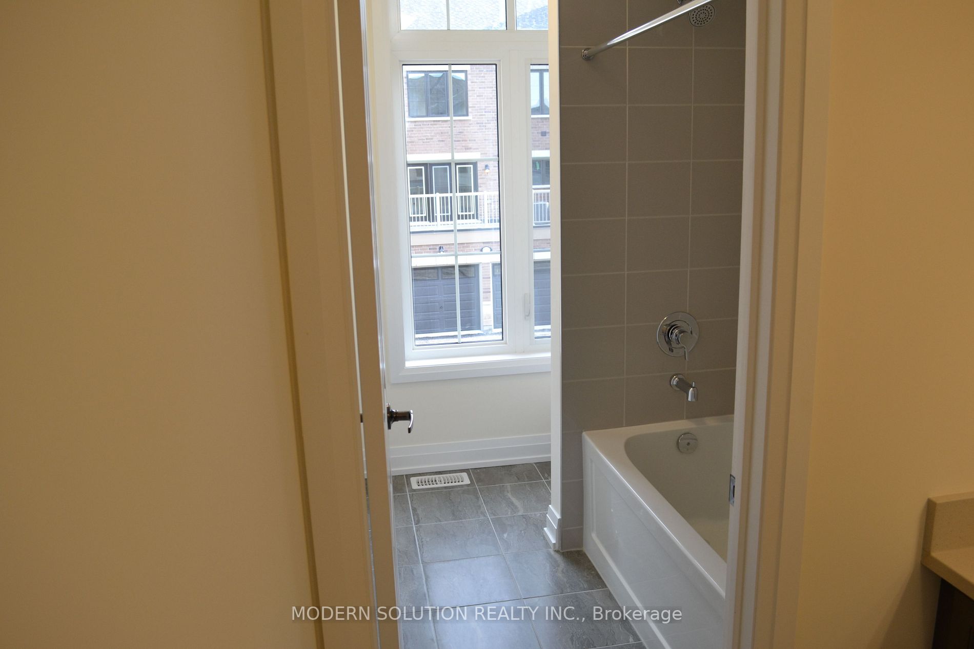1480 Altona Rd, #06