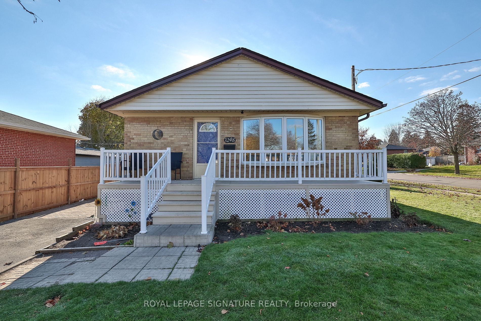 1248 Valley Dr
