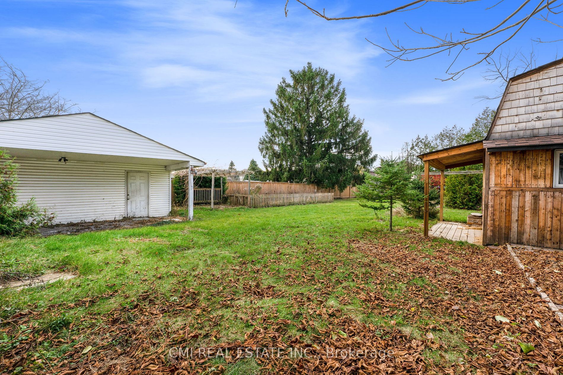 40 Darlington Blvd