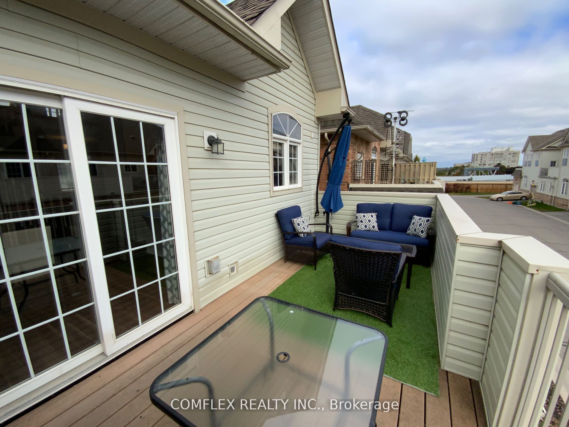73 Wicker Park Way