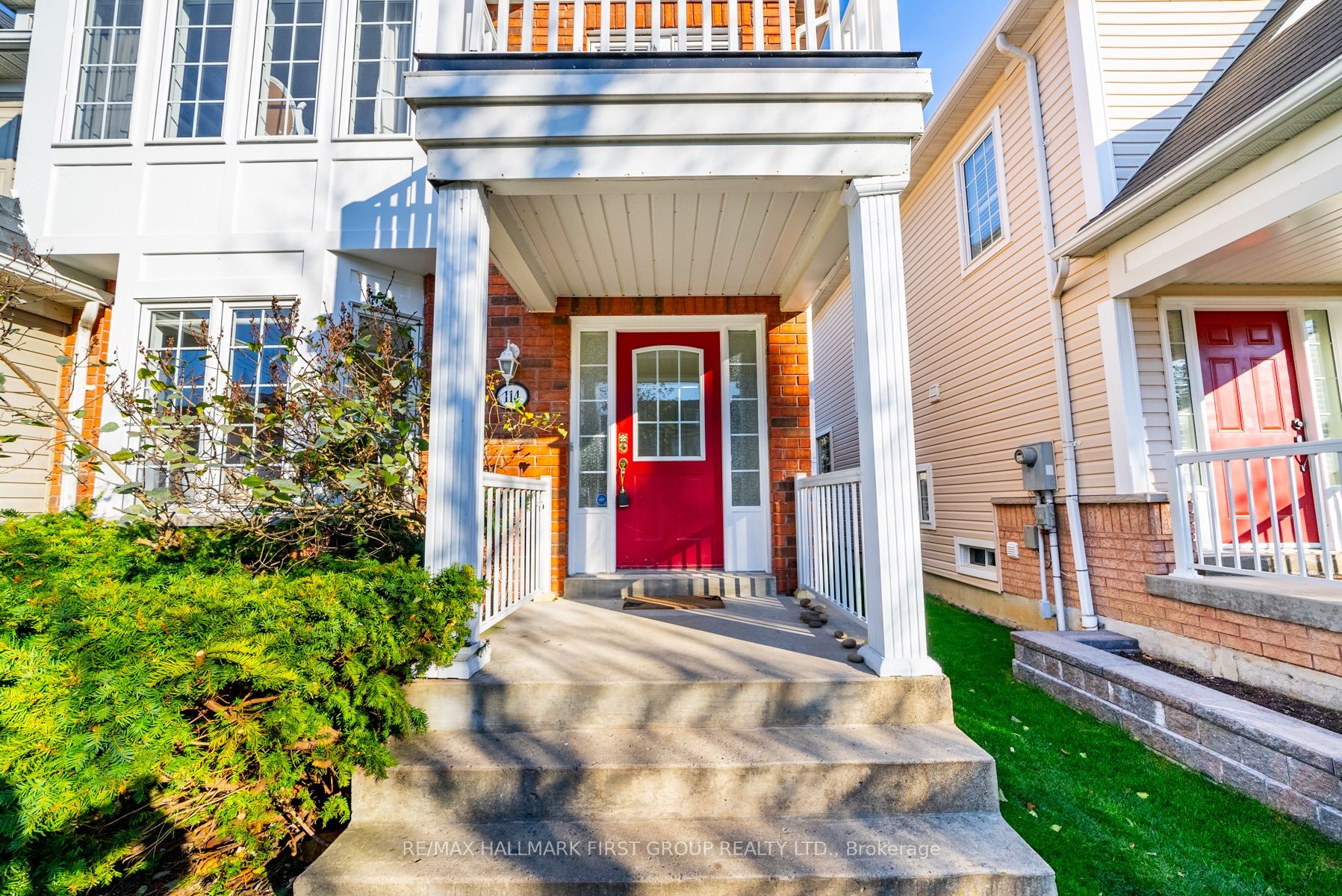114 Warwick Ave