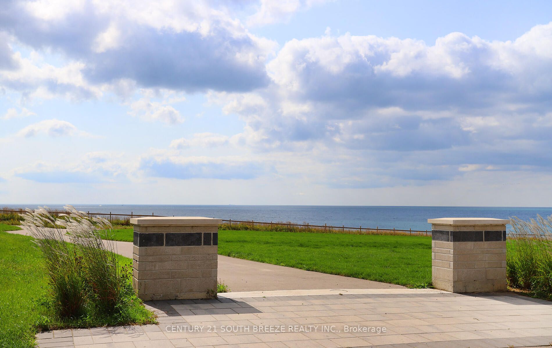 18B Lookout Dr, #18B