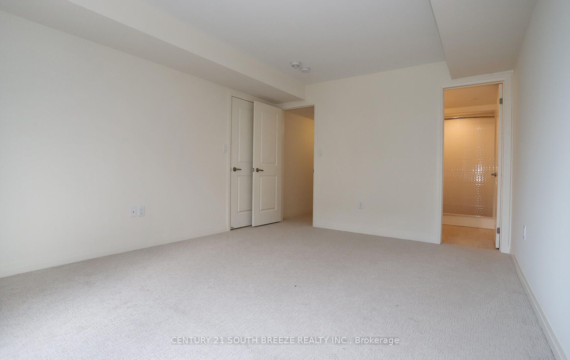 18B Lookout Dr, #18B