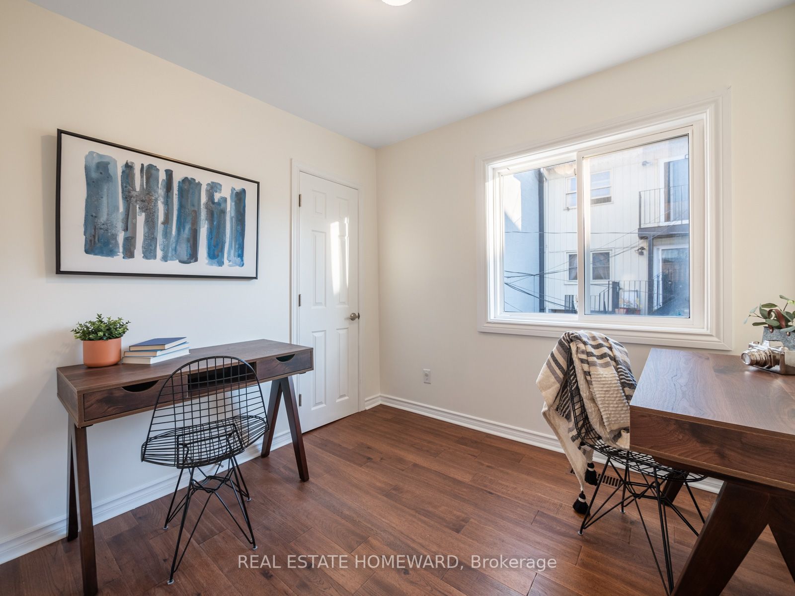 6 Alton Ave