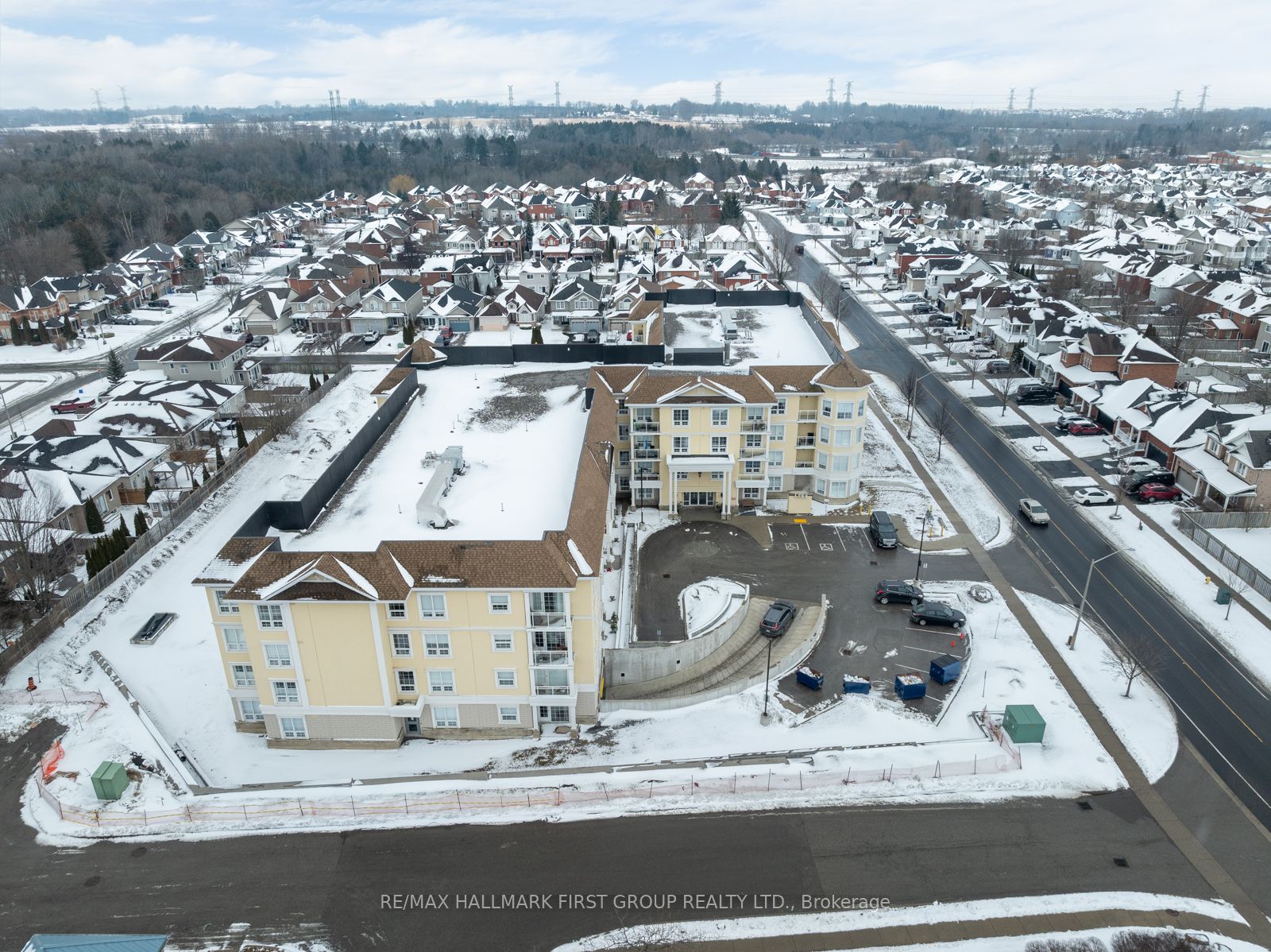 21 Brookhouse Dr, #206