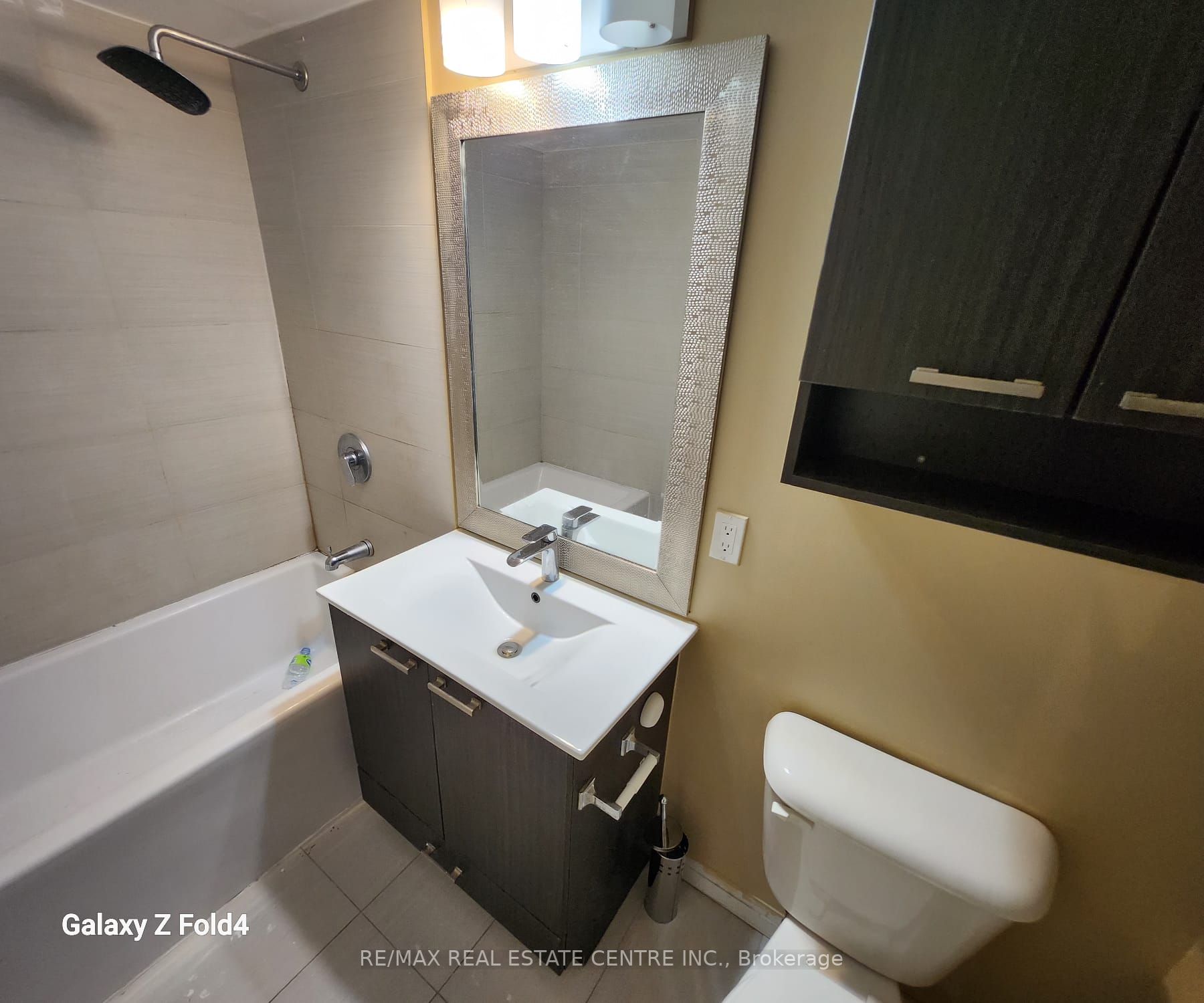 2150 Lawrence Ave, #509