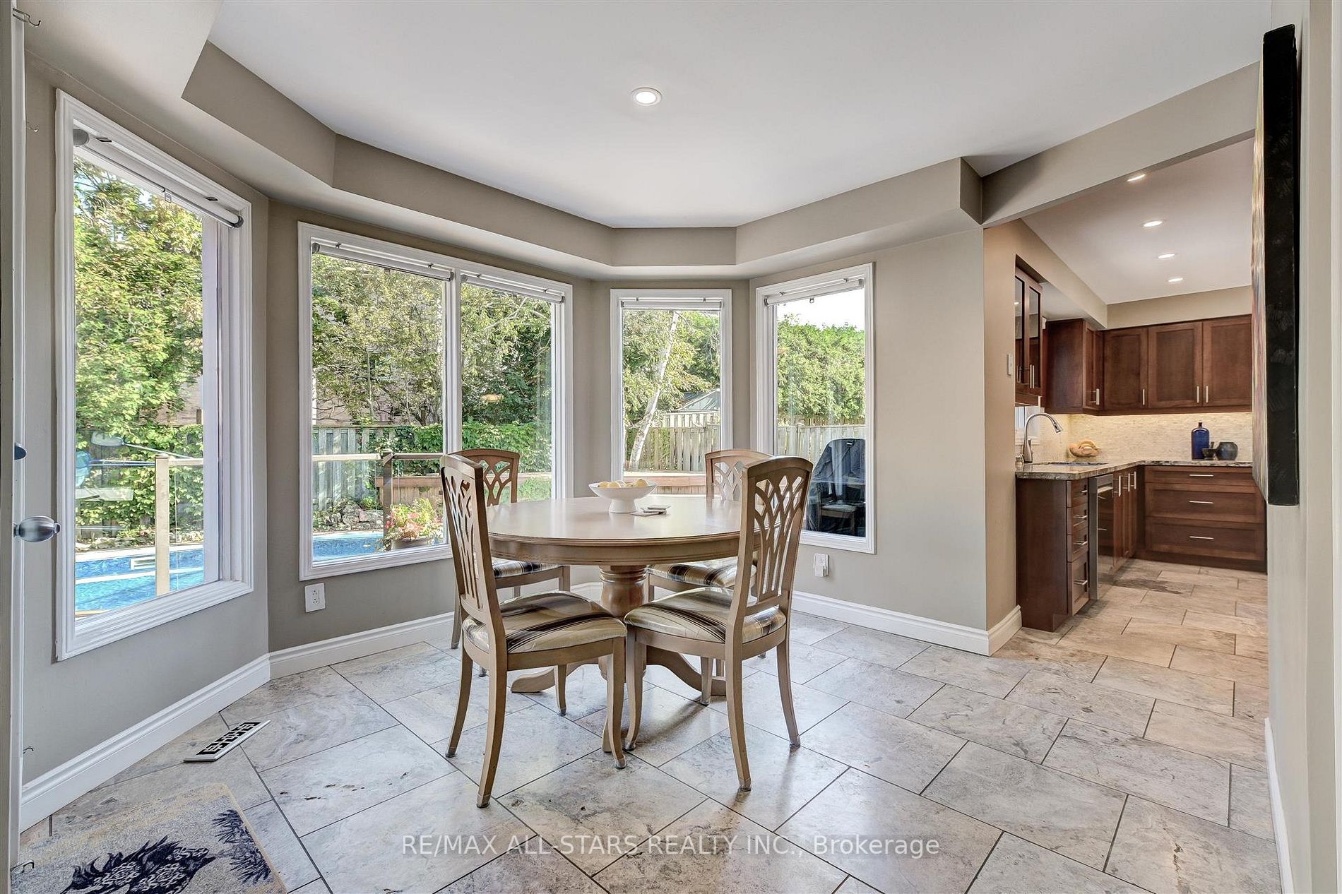 49 Fitzgerald Dr