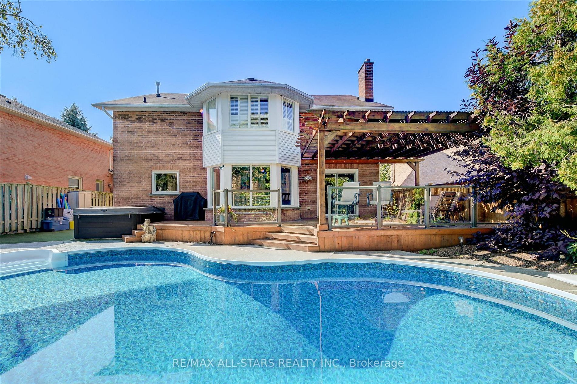 49 Fitzgerald Dr