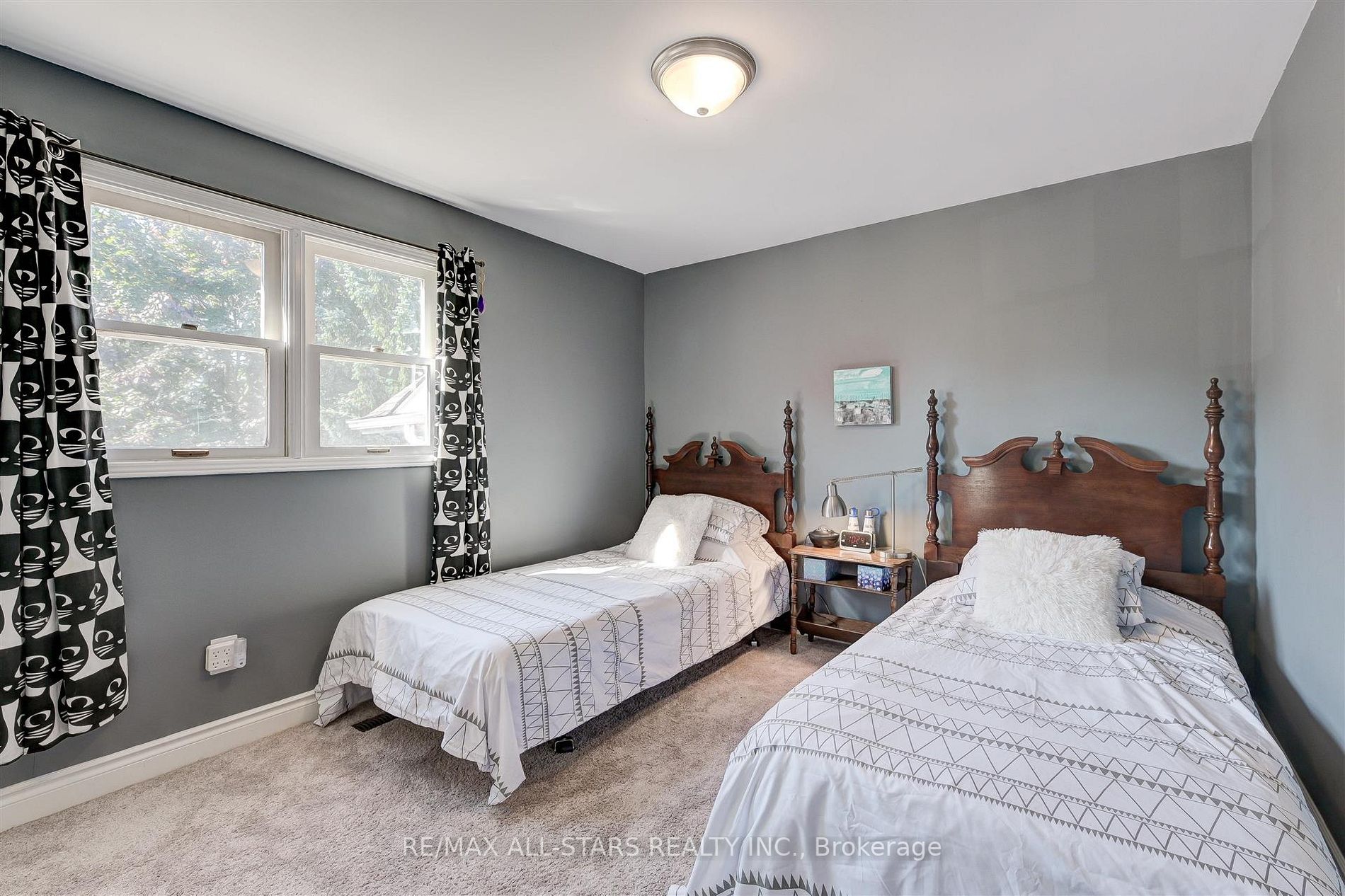 49 Fitzgerald Dr