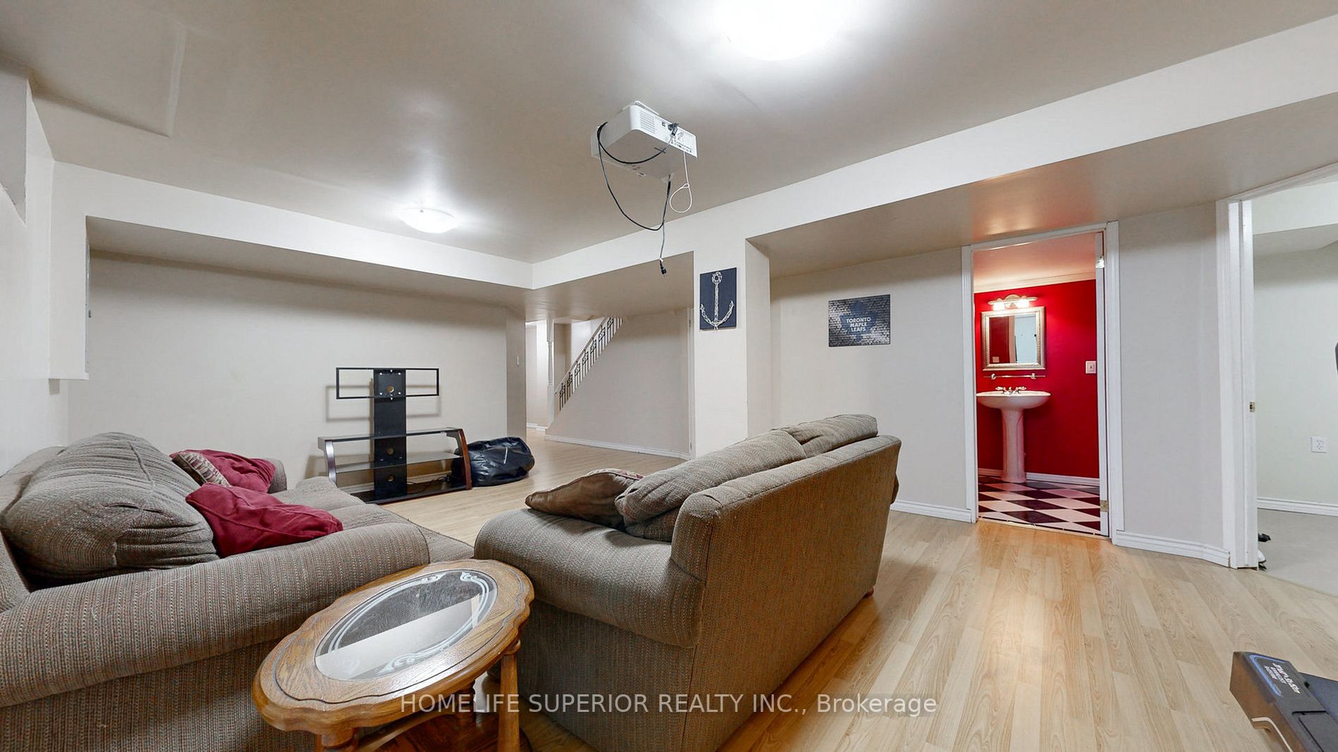 88 Mcfeeters Cres