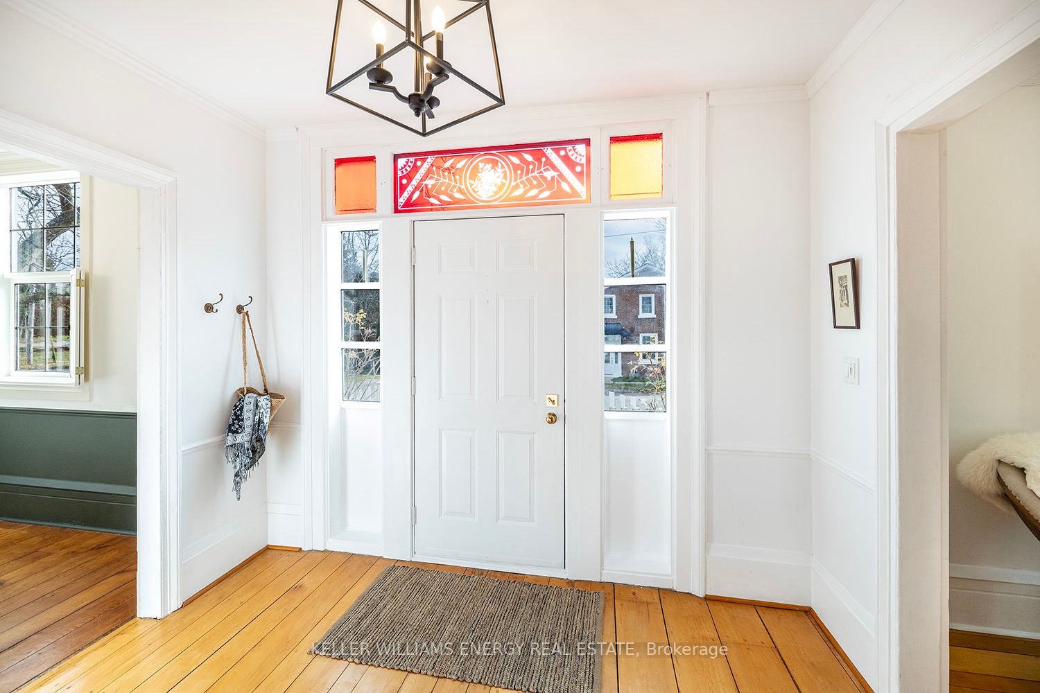 78 George St W