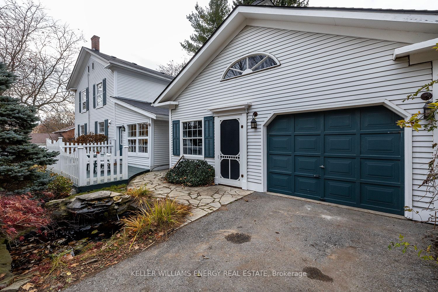 78 George Street W