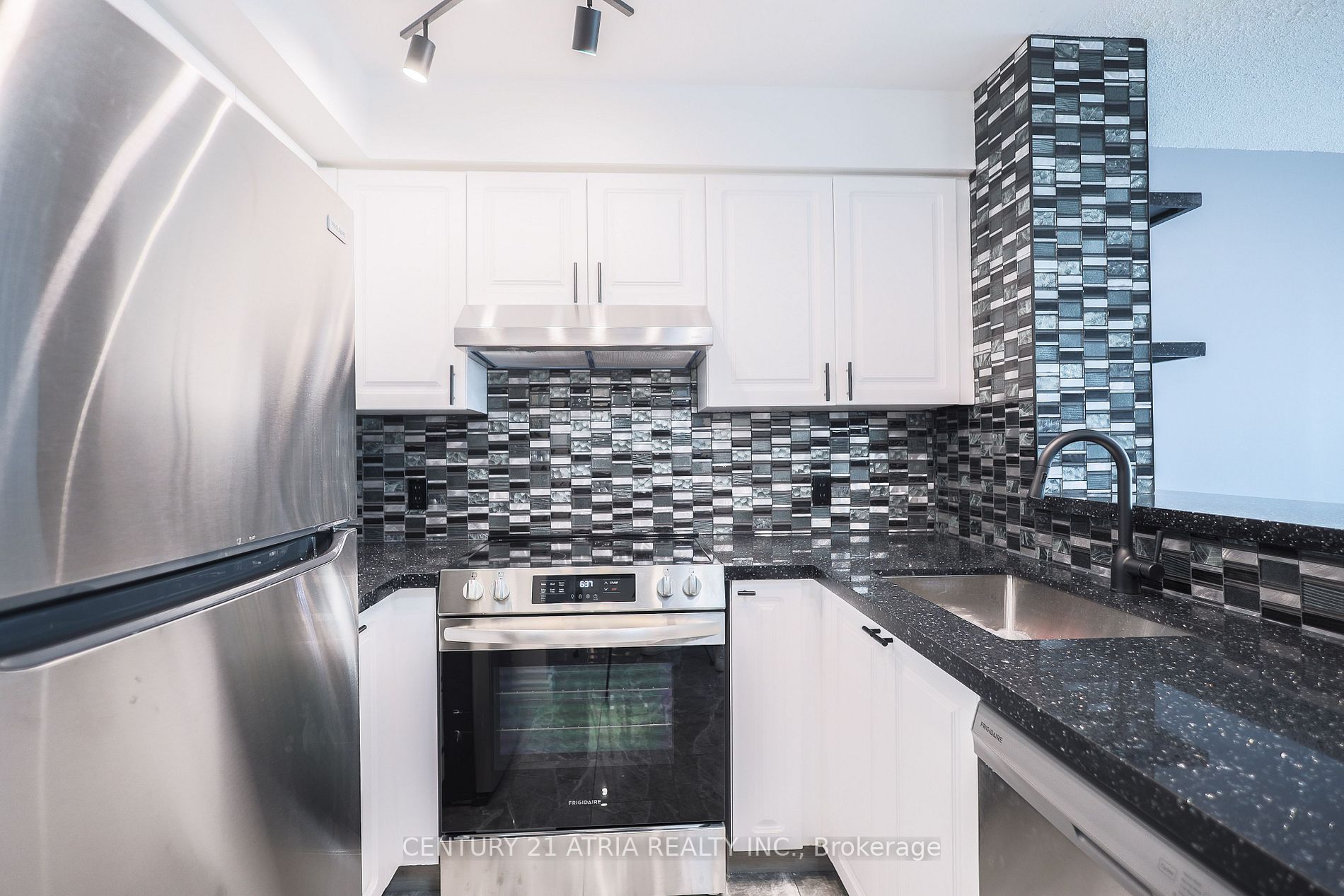 11 Lee Centre Drive, #2308