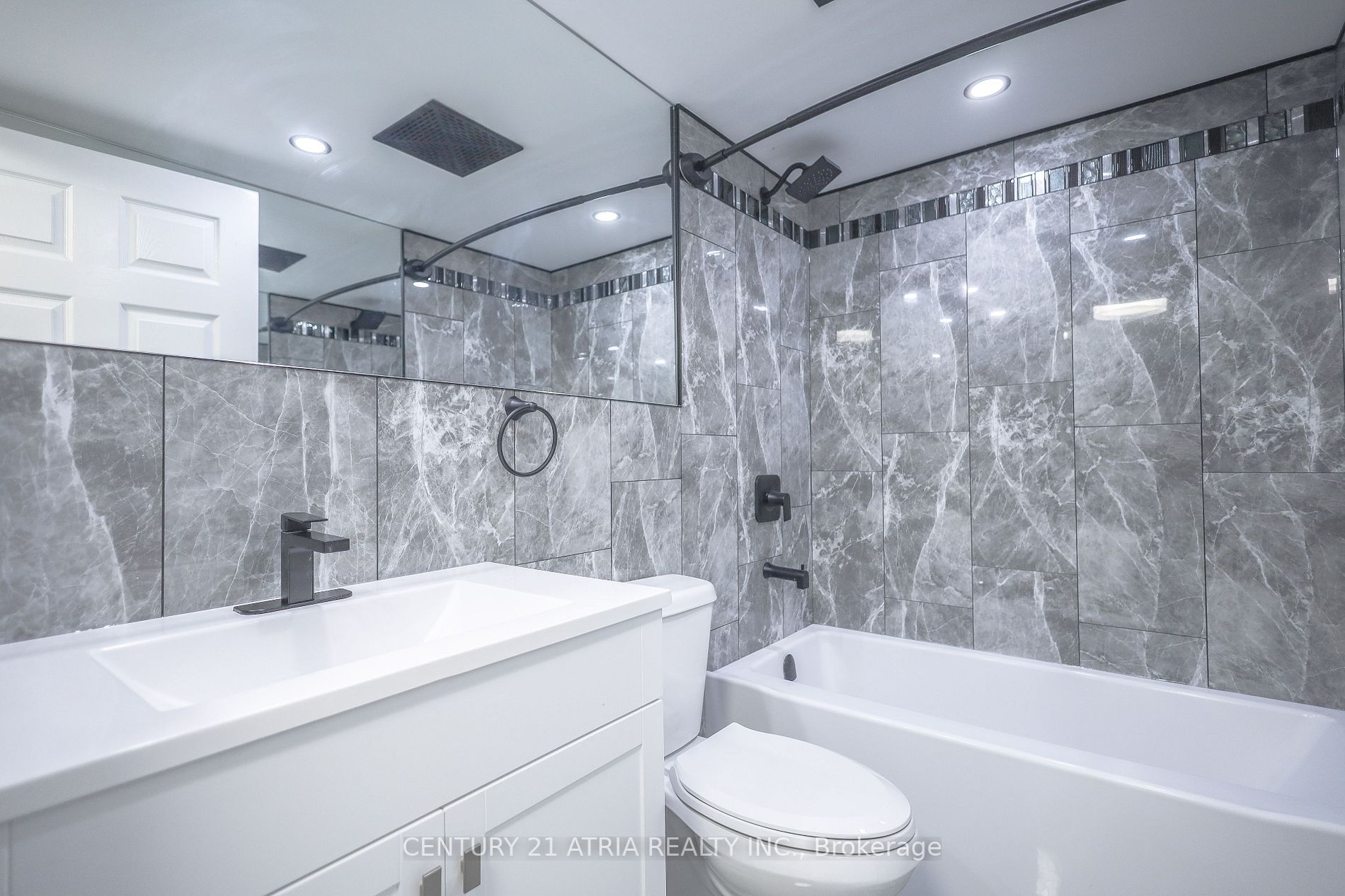 11 Lee Centre Drive, #2308